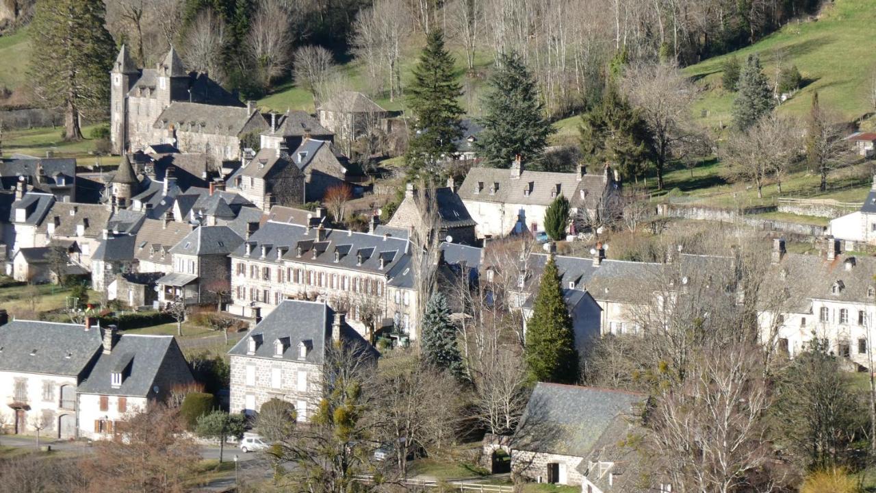 Auberge De L'Aspre Fontanges Exterior photo